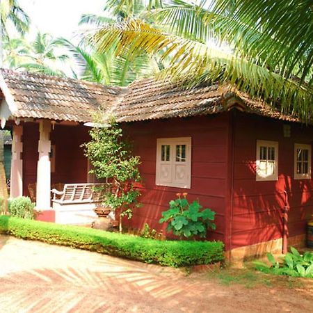Pranav Beach Resort Канур Екстериор снимка
