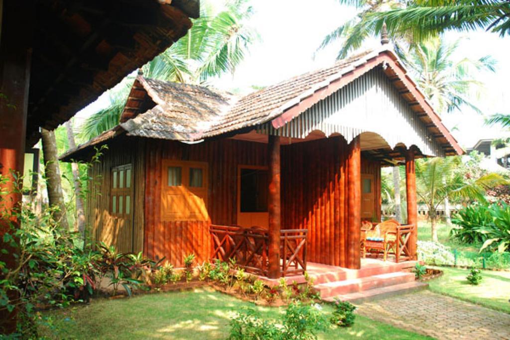 Pranav Beach Resort Канур Екстериор снимка