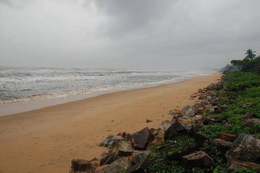 Pranav Beach Resort Канур Екстериор снимка