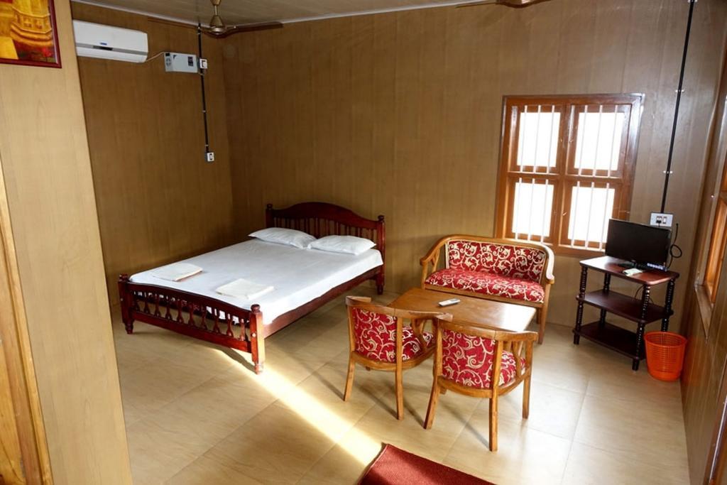 Pranav Beach Resort Канур Екстериор снимка